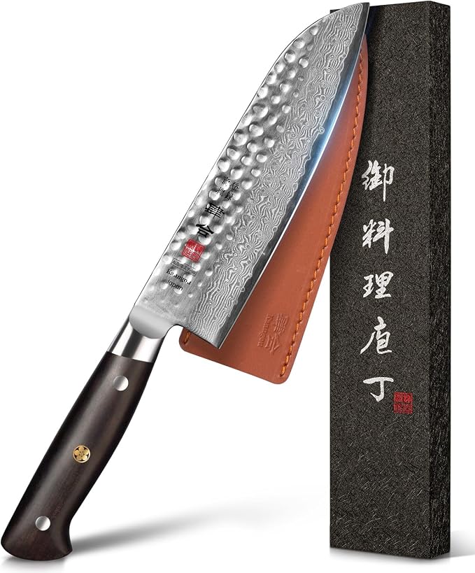 18 cm Damascus santoku knife with listed AUS-10 steel core